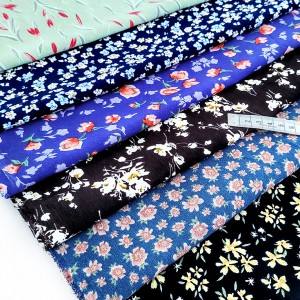 Destock lot 2.9m en 6 coupons tissu mousseline polyester doux fluide imprimé fleuri