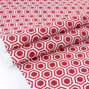 Tissu américain motifs géométrique rouge foncé sur fond écru x 50cm 