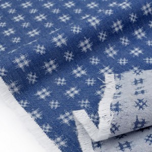 https://aliceboulay.com/9481-26718-thickbox/tissu-japonais-motifs-taditionnels-geometriques-tisses-bleu-jean-x-50cm.jpg
